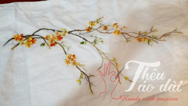 Áo dài trắng thêu hoạ tiết hoa mai mùa xuân Áo dài thêu tay áo dài thêu tay 3